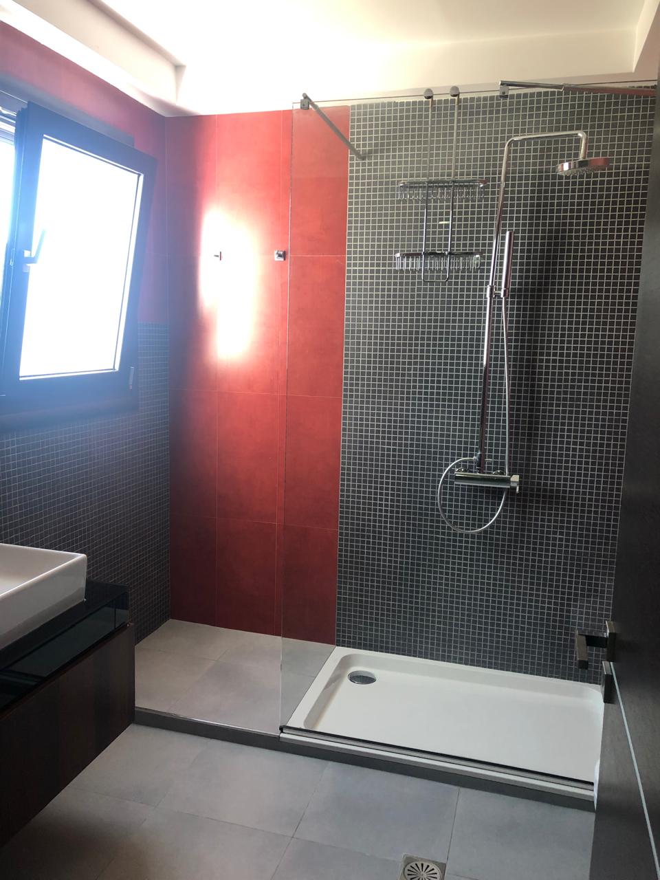 Modern bathroom