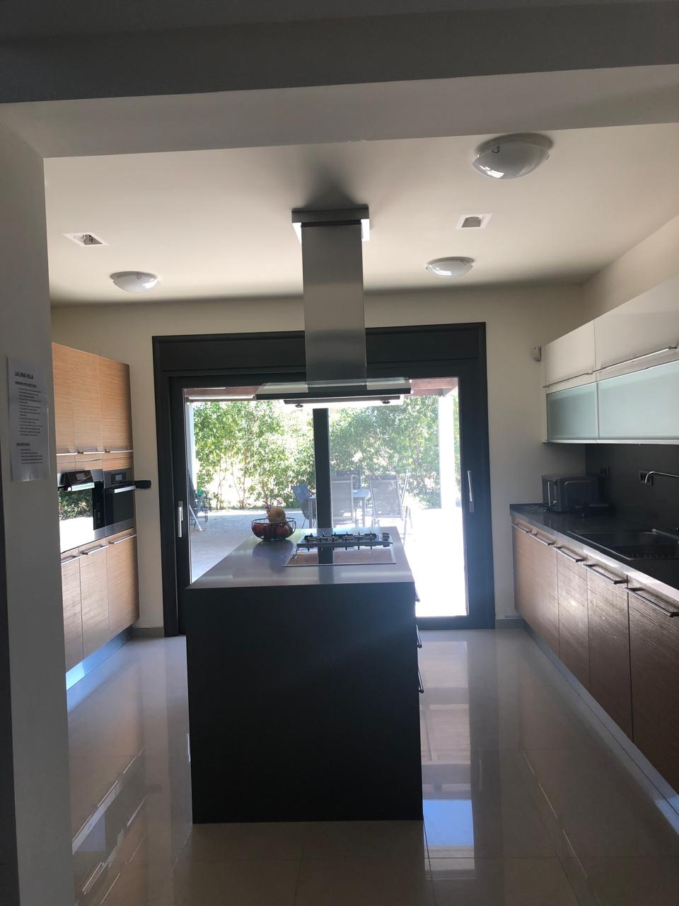 Modern kitchen